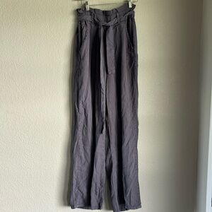 Thread and Supply Light Linen Pant - Purple - Size S.